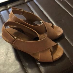 Aerology by aerosoles tan wedge heels size 8